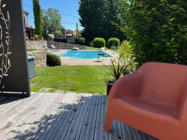 Domaine Des Pierres D Auvergne Flat Exterior photo